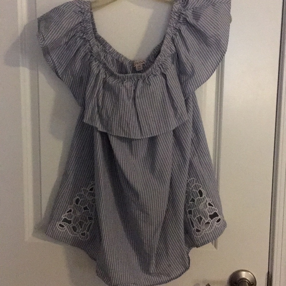 Off shoulder top